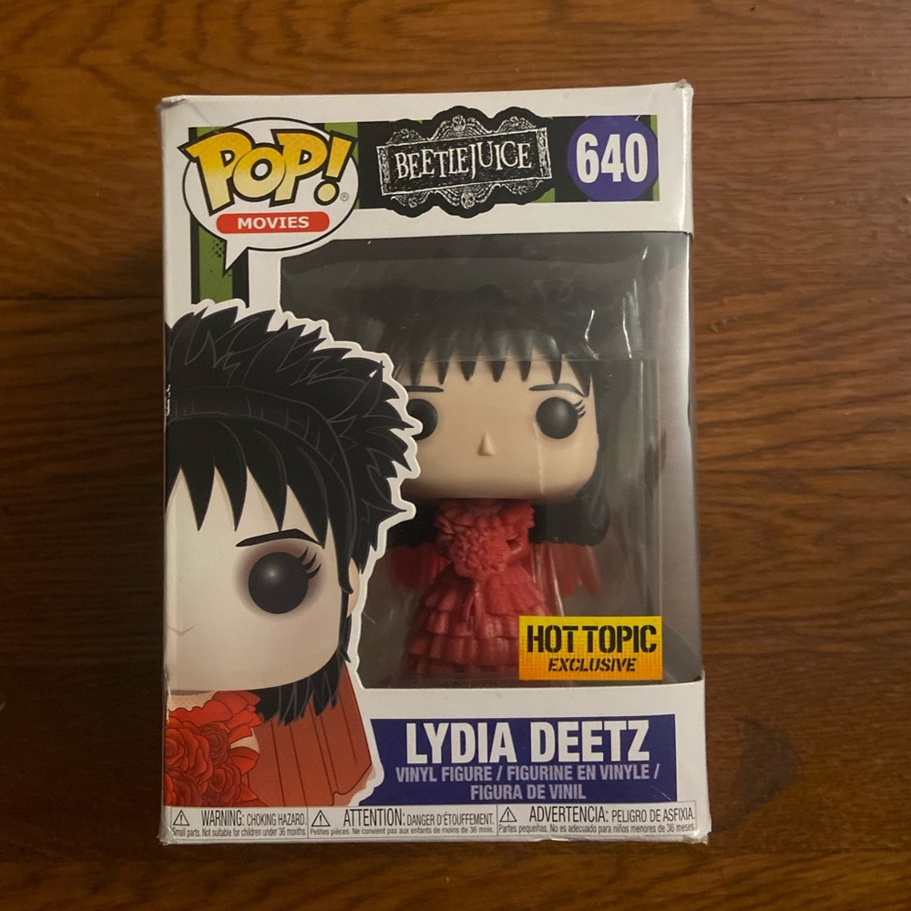 Funko Beetlejuice Pop! Movies Lydia Deetz Exclusive Vinyl Figure #640